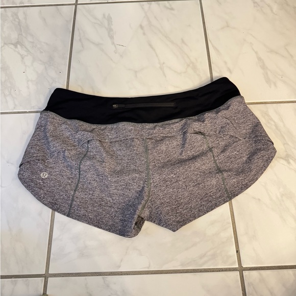 NWOT grey lululemon shorts - Picture 1 of 3